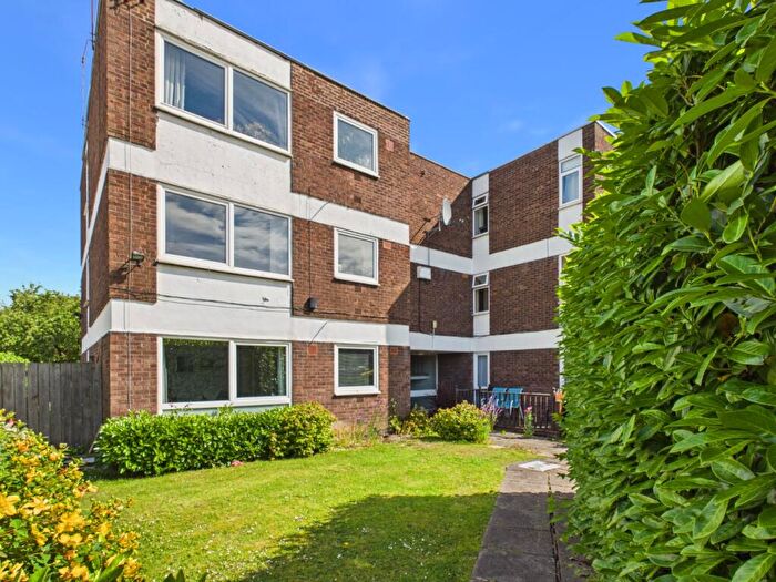 1 Bedroom Flat For Sale In St. Michaels Mount Flats, Inglemire Avenue, Hull, HU6