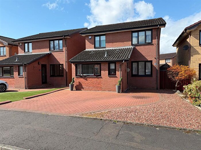 3 Bedroom Detached House For Sale In Farm Court, Bothwell, Glasgow, G71