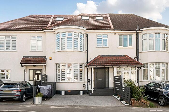 5 Bedroom Terraced House For Sale In Malden Road, Cheam, SM3