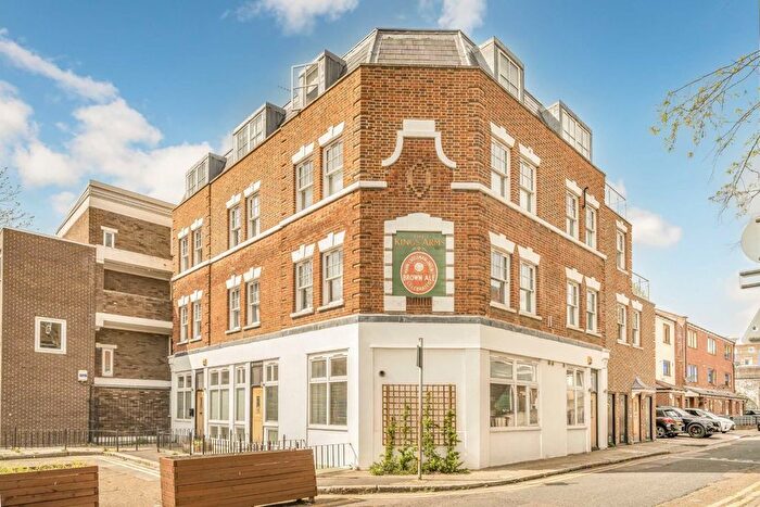 3 Bedroom Flat To Rent In Stepney Causeway, Shadwell, E1