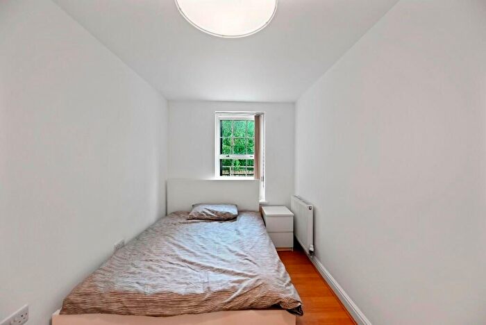 4 Bedroom Flat To Rent In Broomhall Street, Sheffield, S3