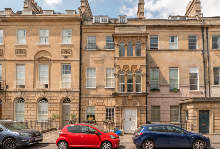 3 Bedroom Apartment For Sale In Marlborough Buildings, Bath, BA1