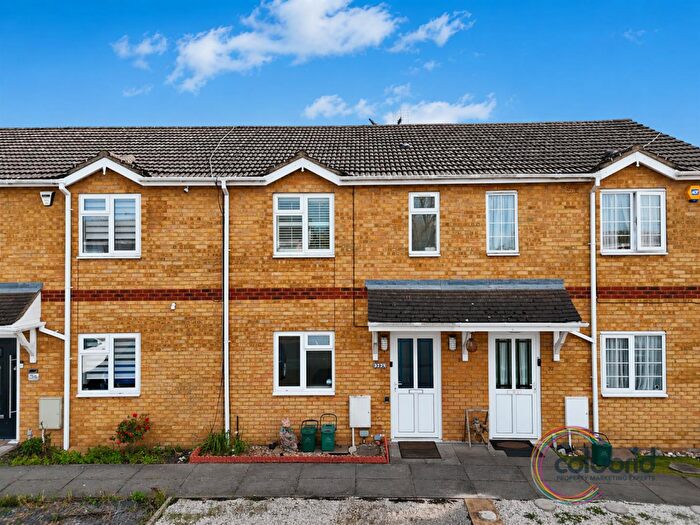 2 Bedroom Terraced House For Sale In Elsenham Crescent, Basildon, SS14