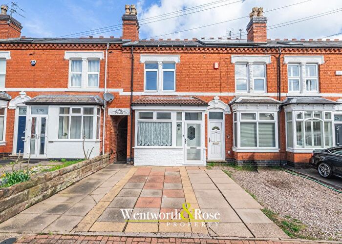3 Bedroom Terraced House For Sale In Hampton Court Road, Birmingham, B17