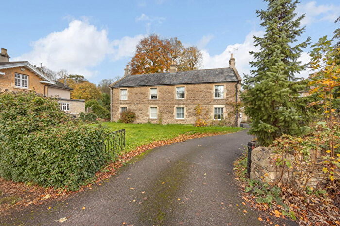 2 Bedroom Flat For Sale In Cross Keys, Corsham, SN13