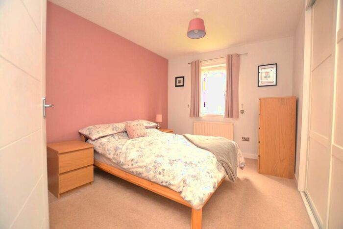 2 Bedroom Flat To Rent In Laichpark Road, Edinburgh, EH14