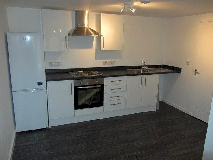 2 Bedroom Flat To Rent In London Road, Portsmouth, PO2