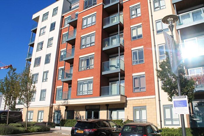 2 Bedroom Flat To Rent In East Drive, Beaufort Park, NW9