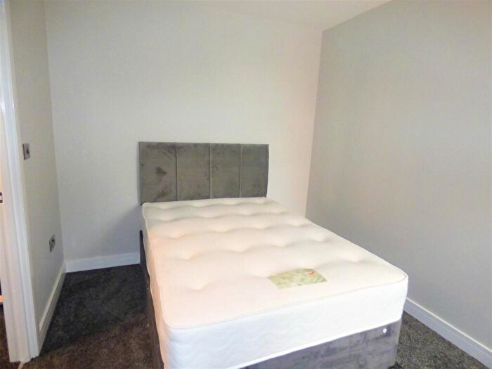 1 Bedroom Flat To Rent In Electro House Apartments, Copley Road, DN1