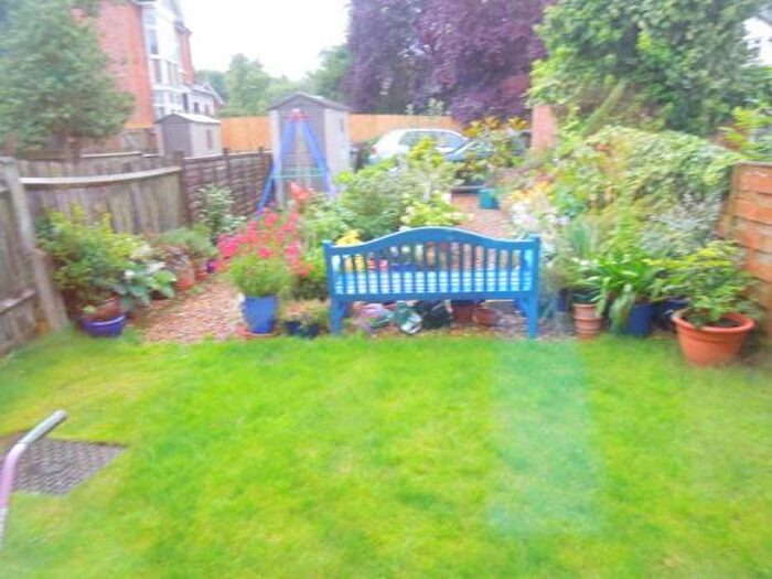 2 Bedroom Apartment To Rent In Lowlands Road, Harrow, HA1