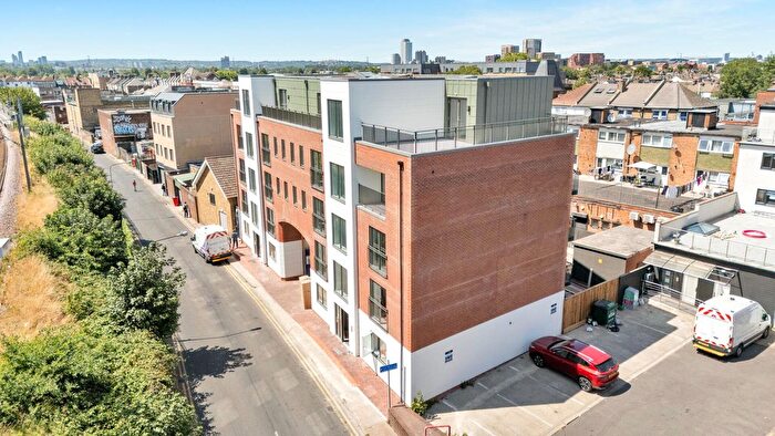 1 Bedroom Flat For Sale In Olive Tree Court, Walthamstow, E17