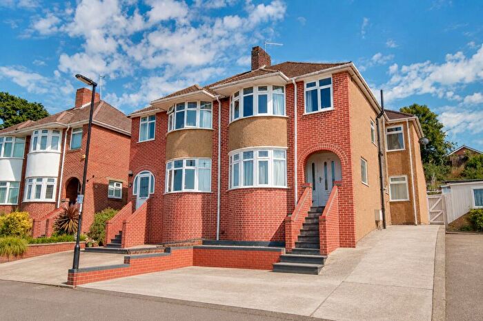 4 Bedroom Semi-Detached House For Sale In Bitterne! Heavily Extended! Open Plan Living! Gorgeous Garden!, SO19