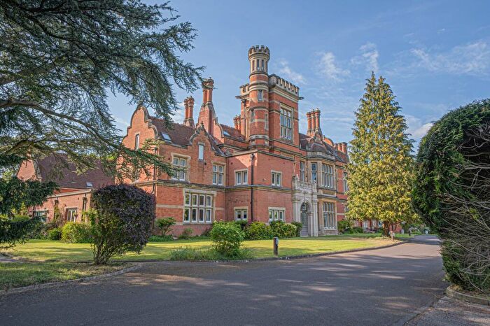 2 Bedroom Apartment For Sale In Warwick Road, Knowle, B93