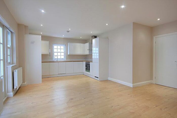 2 Bedroom Apartment To Rent In Eldon Terrace, Reading, Berkshire, RG1