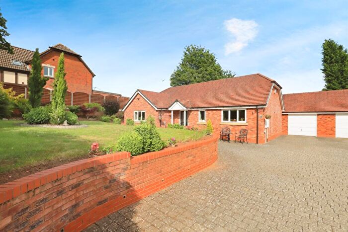 3 Bedroom Detached Bungalow For Sale In Haybridge Avenue, Hagley, Stourbridge, DY8
