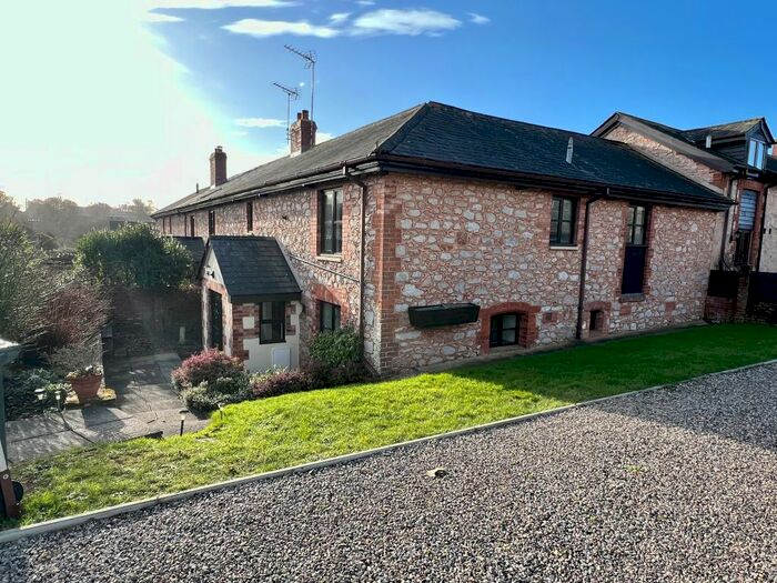 4 Bedroom Property To Rent In Barton Close, Exton, Exeter, EX3