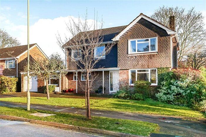 4 Bedroom Detached House For Sale In Silwood Close, Winchester, Hampshire, SO22