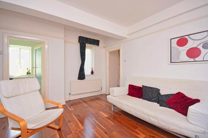 1 Bedroom Flat To Rent In Weymouth Street, Marylebone, London, W1G