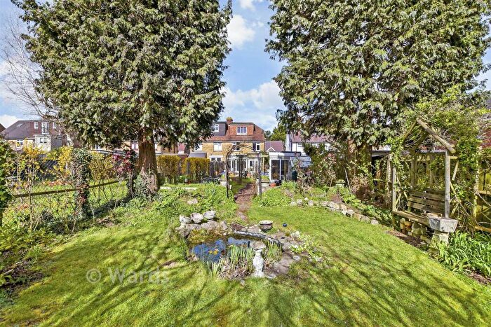 5 Bedroom Semi-Detached House For Sale In Plains Avenue, Maidstone, Kent, ME15