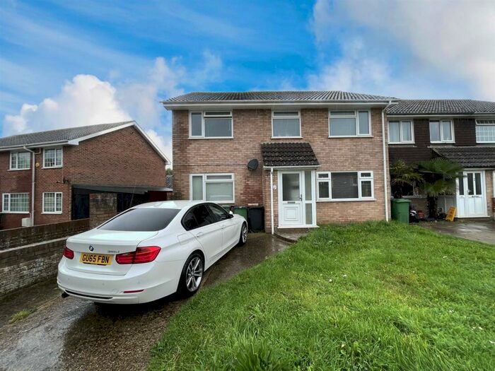 4 Bedroom House To Rent In Stanley Road, Peacehaven, BN10