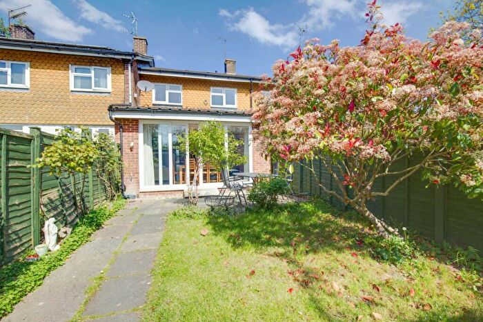 3 Bedroom Terraced House For Sale In Bellingham Walk, Emmer Green, Reading, RG4