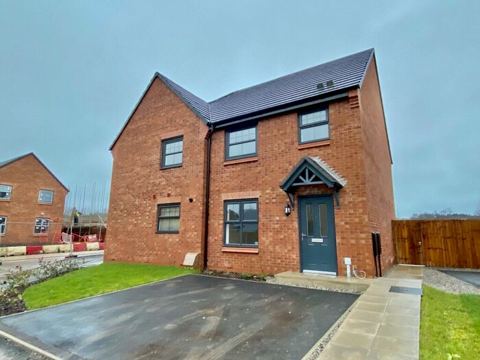 3 Bedroom House To Rent In Booth Lane, Ashton-Under-Lyne, OL6
