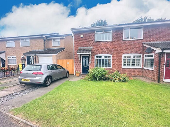 2 Bedroom Semi-Detached House For Sale In Caithness Road, Middlesbrough, TS6