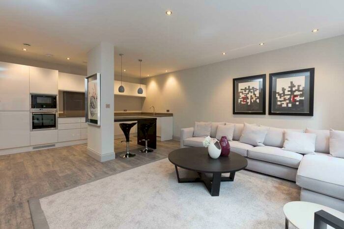 1 Bedroom Flat To Rent In King Street, Manchester, M2