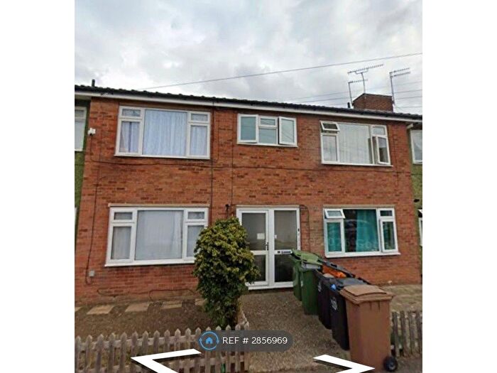 2 Bedroom Flat To Rent In Leyton, London, E10