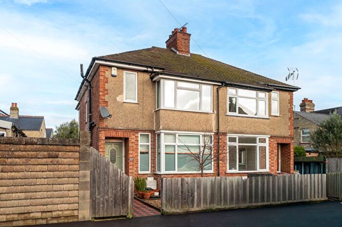 3 Bedroom Semi Detached House For Sale In Marmora Road, Cambridge, CB1