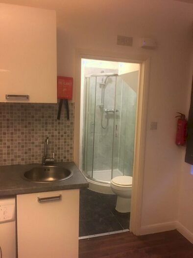 Studio To Rent In Robert Street, Croydon CR0