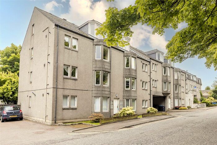 2 Bedroom Flat To Rent In B Craigton Road, Aberdeen, AB15