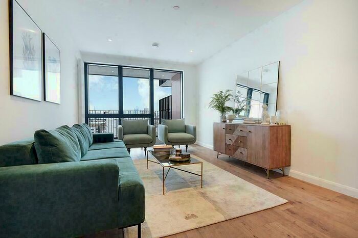 2 Bedroom Apartment For Sale In Yeo Street, Bow, London, E3