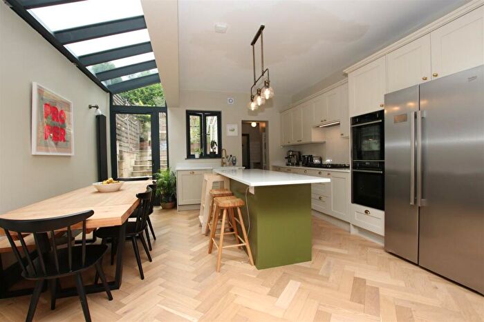 4 Bedroom House To Rent In Pulteney Grove, Bath, BA2