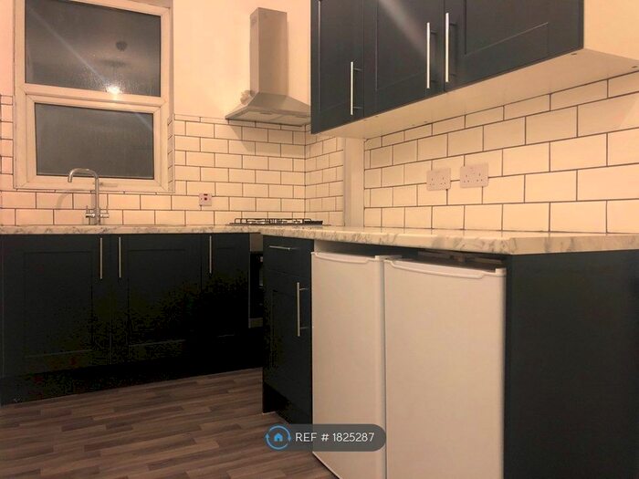 1 Bedroom Flat To Rent In Holloway, London, N7