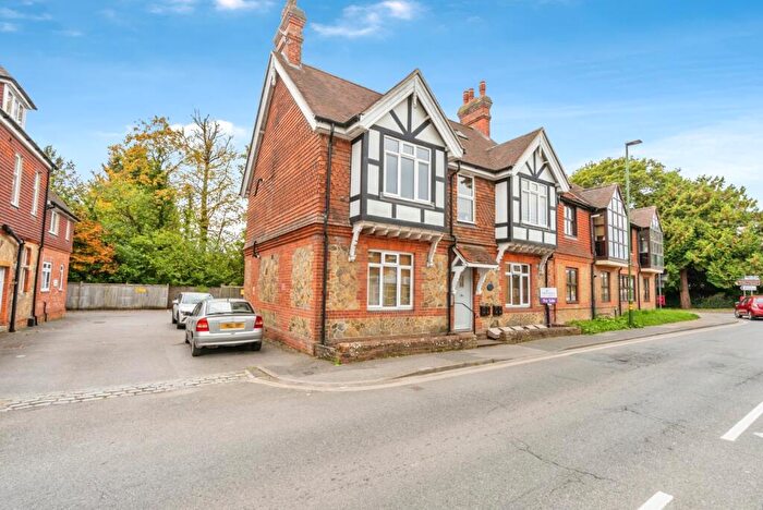 1 Bedroom Flat For Sale In Bepton Road, Midhurst, West Sussex, GU29