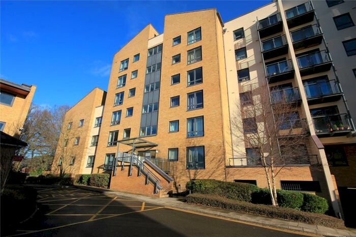 1 Bedroom Apartment To Rent In Woking, Surrey, GU21