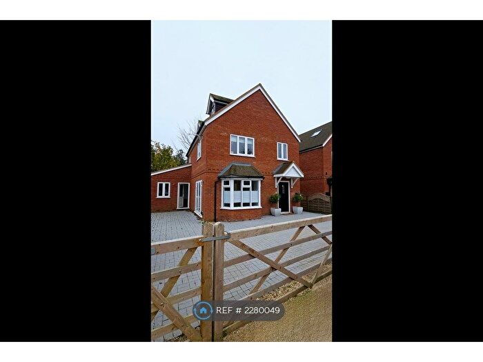 4 Bedroom Detached House To Rent In Valencia, Stokenchurch, HP14