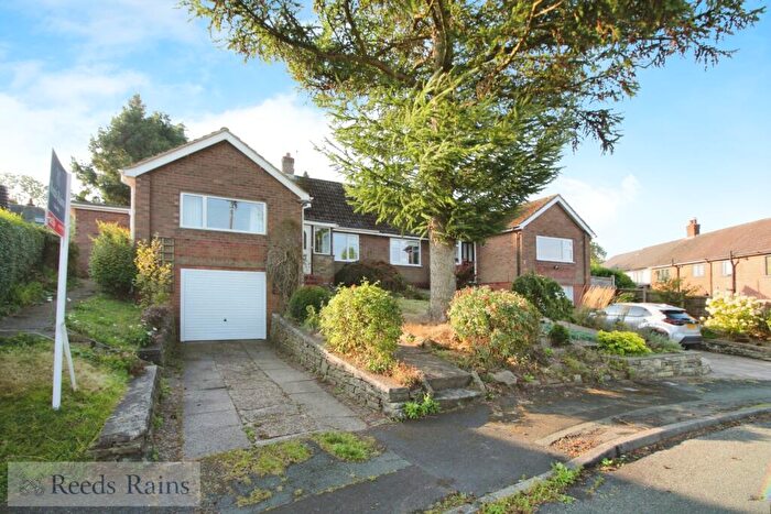 3 Bedroom Bungalow To Rent In Gleave Avenue, Bollington, Macclesfield, Cheshire, SK10