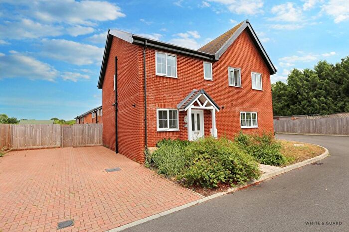 2 Bedroom Semi Detached House For Sale In Mead Lane, Horton Heath, SO50