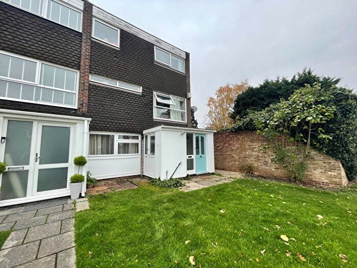 Studio To Rent In Egg Hall, Epping, CM16