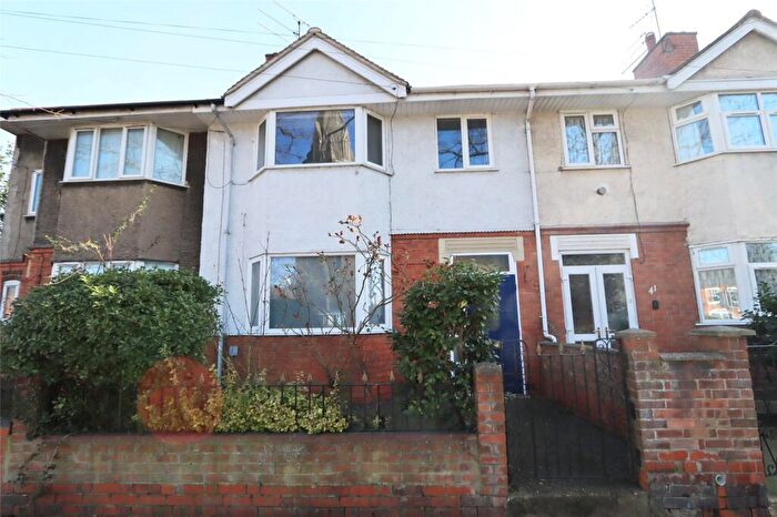 3 Bedroom Terraced House To Rent In Towcester Road, Northampton, Northamptonshire, NN4