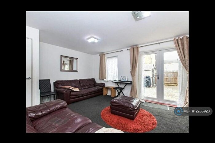 3 Bedroom Terraced House To Rent In Lady Jane Place, Dartford, DA1