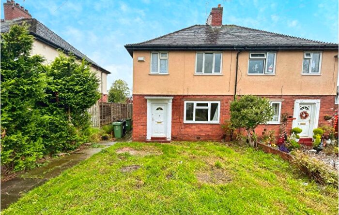 1 Bedroom Flat To Rent In Barn Close, Stourbridge, DY9