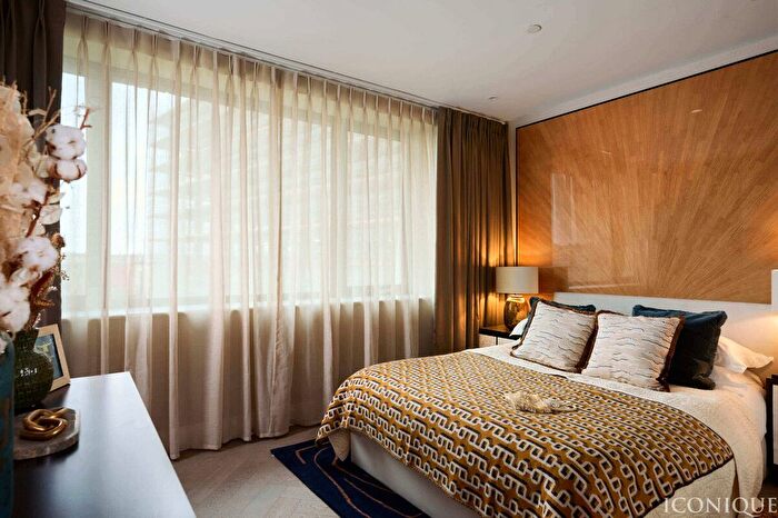 2 Bedroom Flat For Sale In Chalk Farm Road, London, NW1