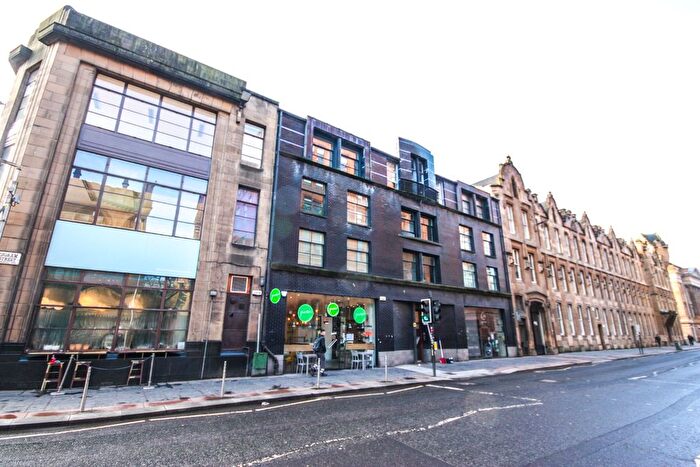 1 Bedroom Flat To Rent In Flat / Ingram Street, Glasgow, G1