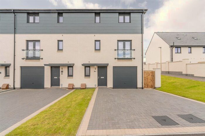4 Bedroom End Of Terrace House For Sale In Viscount Drive, Eskbank, Dalkeith, EH22