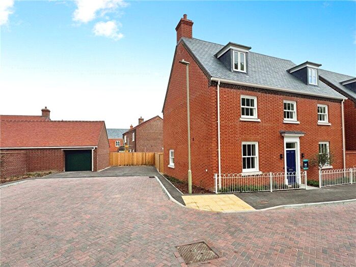 5 Bedroom Detached House For Sale In Wilfrid Street, North Baddesley, Southampton, Hampshire, SO52
