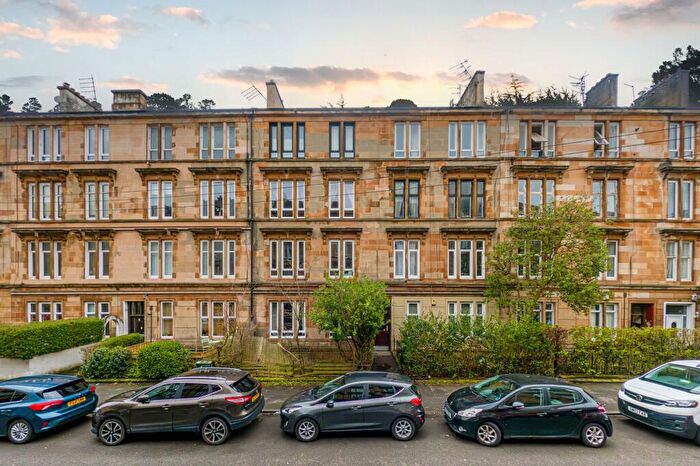 2 Bedroom Apartment For Sale In Roslea Drive, Dennistoun, Glasgow City, G31