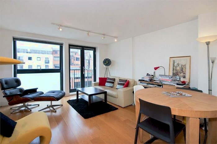 1 Bedroom Apartment To Rent In Turnmill Street, EC1M